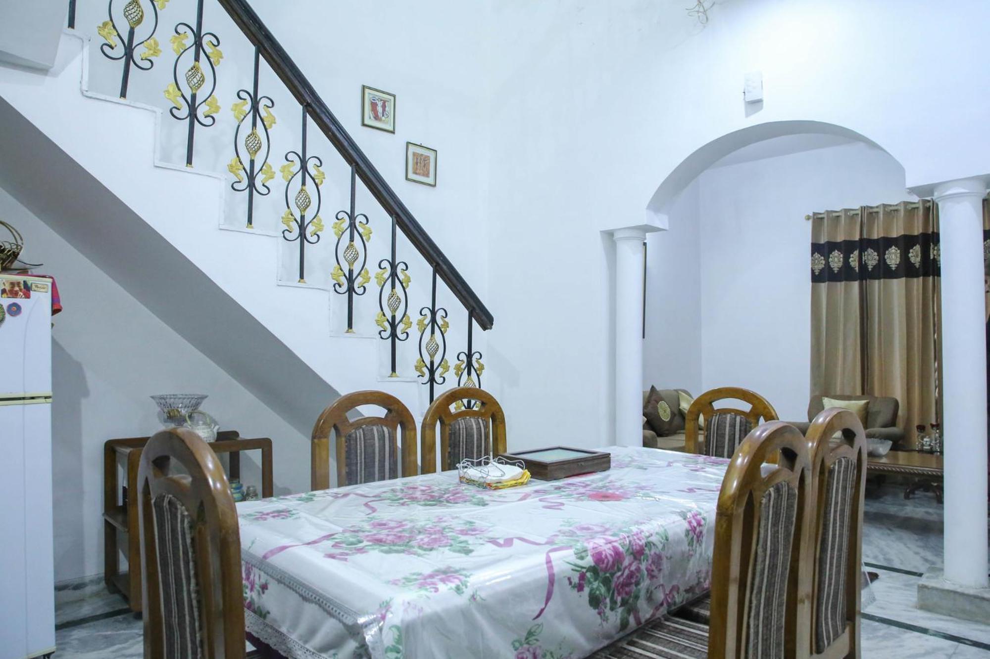 Aradhana'S Home Stay Agra  Bagian luar foto