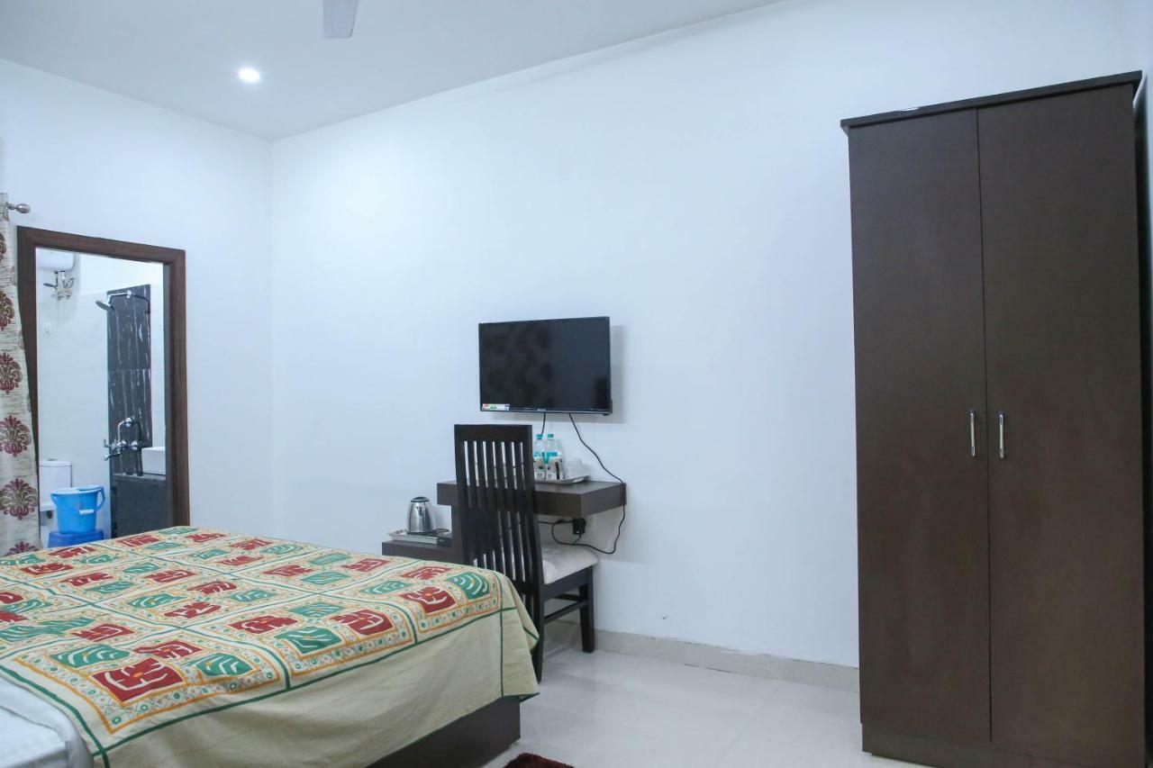 Aradhana'S Home Stay Agra  Bagian luar foto