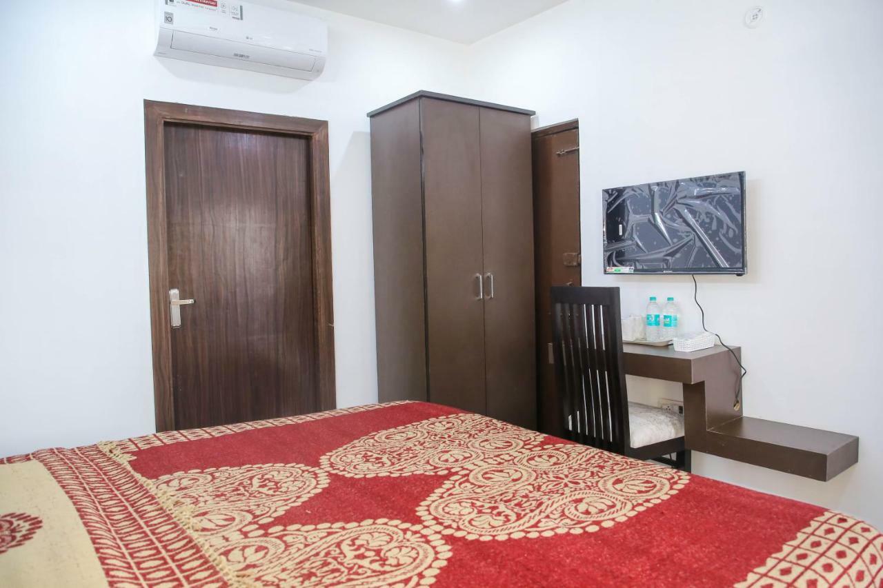 Aradhana'S Home Stay Agra  Bagian luar foto