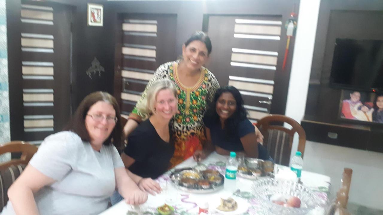Aradhana'S Home Stay Agra  Bagian luar foto