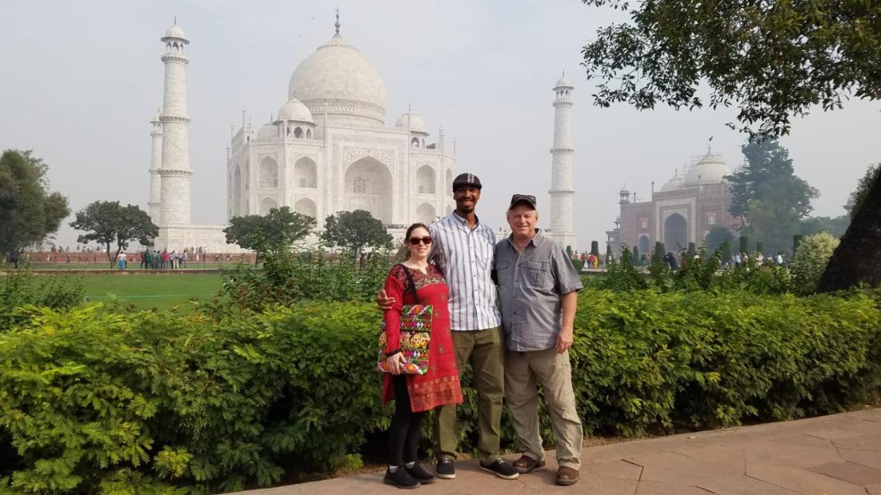 Aradhana'S Home Stay Agra  Bagian luar foto