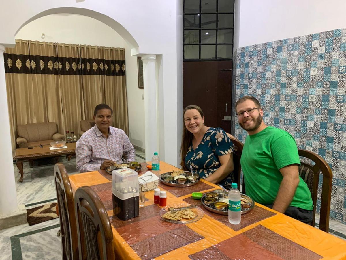 Aradhana'S Home Stay Agra  Bagian luar foto