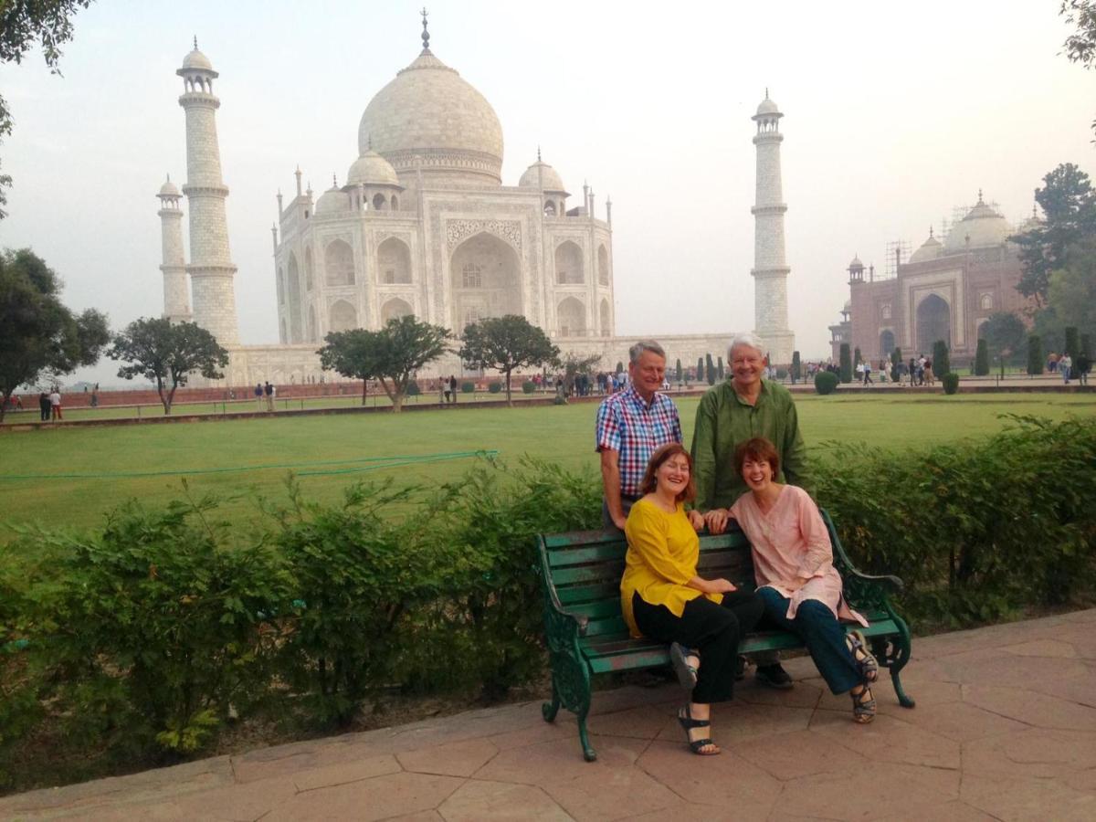 Aradhana'S Home Stay Agra  Bagian luar foto